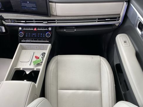 Certified 2024 Hyundai Santa Fe Calligraphy FWD image 16