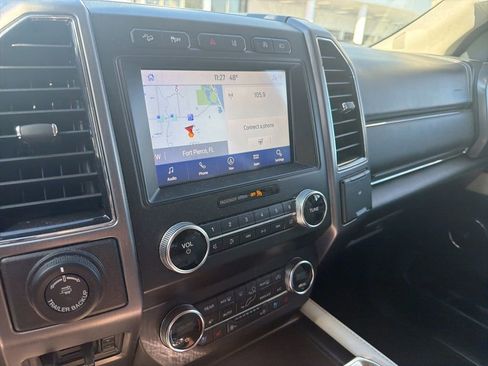 Used 2020 Ford Expedition Platinum image 12