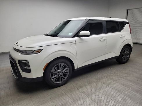 Used 2021 Kia Soul S FWD image 2