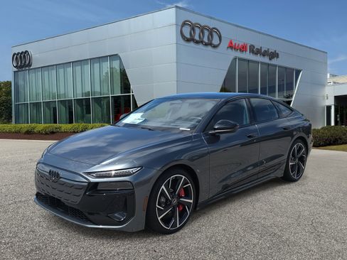 New 2025 Audi S6 e-tron Prestige image 1