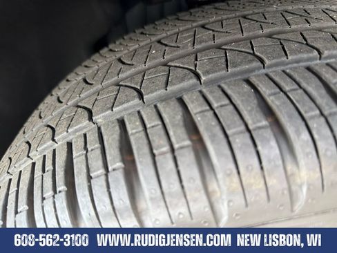 Used 2026 Ford Explorer Platinum w/ LUX Leather Package AWD/4WD image 30