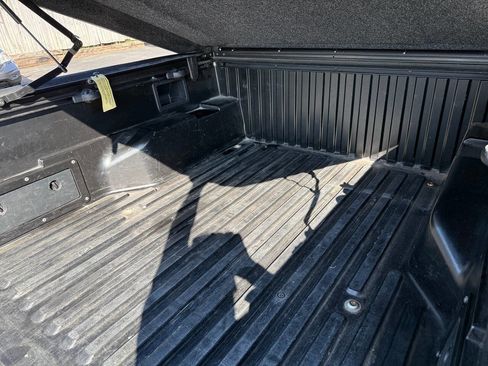 Used 2011 Toyota Tacoma 4x4 Double Cab image 32