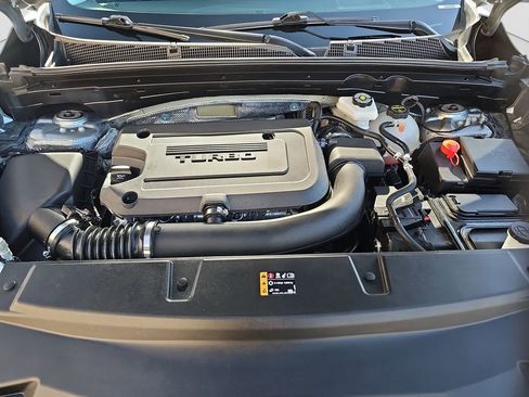 Used 2025 Buick Envision Preferred image 21