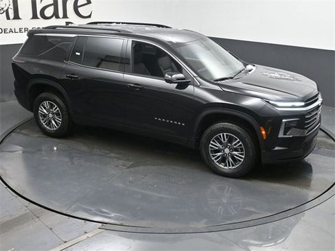 New 2026 Chevrolet Traverse LT w/ Driver Confidence Package image 17