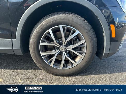 Used 2019 Volkswagen Tiguan SE w/ Panoramic Sunroof Package AWD/4WD image 10