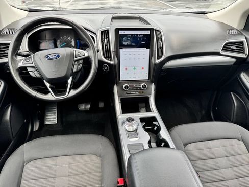 Certified 2021 Ford Edge SEL AWD/4WD image 30