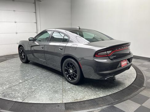 Used 2017 Dodge Charger SXT AWD/4WD image 2