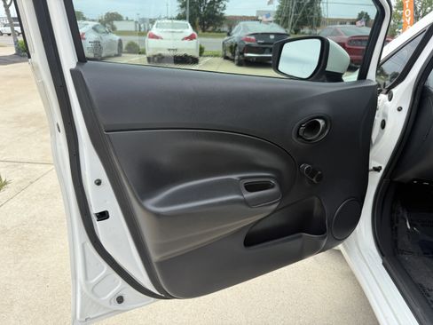 Used 2015 Nissan Versa Note S Plus FWD image 16