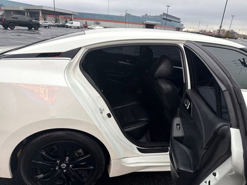 Used 2021 Nissan Maxima 3.5 SV w/ Floor Mat Group image 49