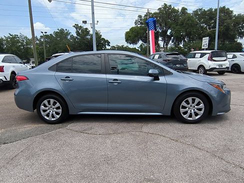 Used 2023 Toyota Corolla LE FWD image 4