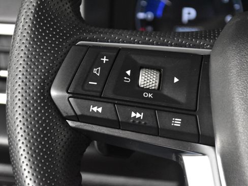 Used 2024 Mitsubishi Outlander SE image 20