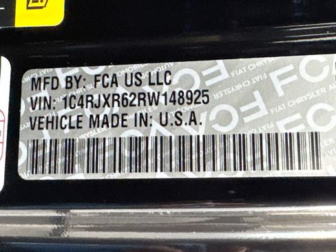 Used 2024 Jeep Wrangler Unlimited Rubicon 4xe AWD/4WD image 42