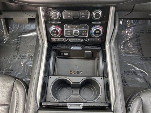 Used 2024 GMC Yukon XL Denali image 22