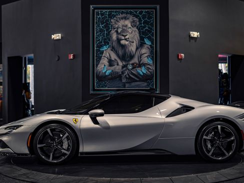 Used 2021 Ferrari SF90 Stradale image 35