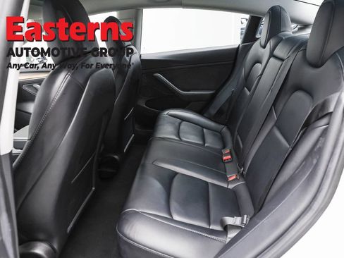 Used 2022 Tesla Model 3 Long Range AWD/4WD image 16
