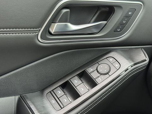 New 2026 Nissan Rogue Platinum AWD/4WD image 6