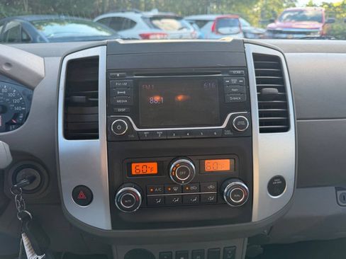 Used 2016 Nissan Frontier SV w/ SV Value Truck Package RWD image 21