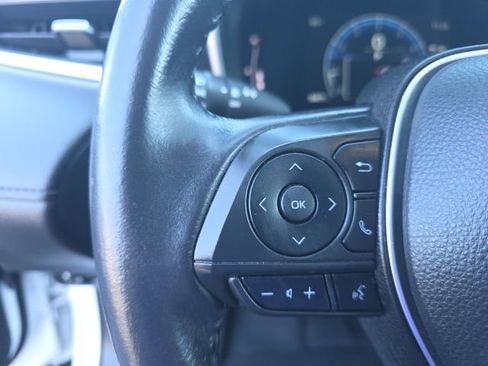 Used 2023 Toyota Corolla Cross XLE w/ Convenience Package image 17