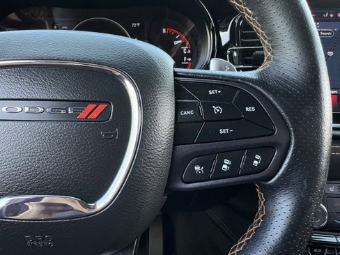 Used 2023 Dodge Durango R/T w/ Hemi Orange Plus Package AWD/4WD image 16
