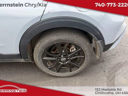 Used 2024 Nissan Kicks SR w/ SR Premium Package FWD image 20