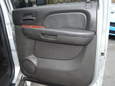 Used 2014 GMC Sierra 2500 SLT w/ SLT Convenience Package image 26