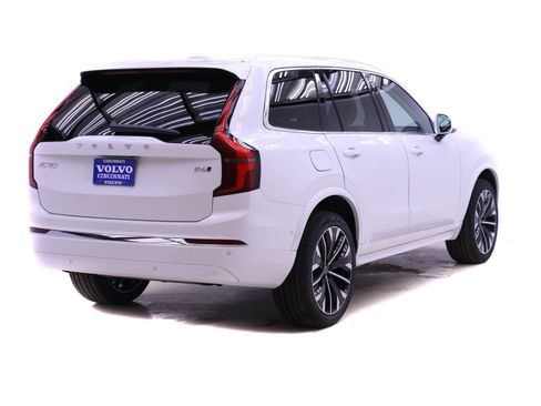 New 2026 Volvo XC90 B6 Ultra w/ Protection Package AWD/4WD image 4