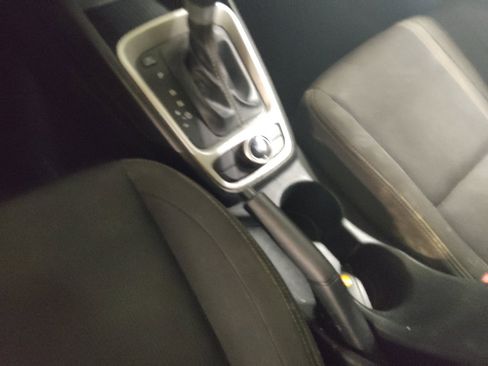 Used 2021 Hyundai Venue SEL image 26