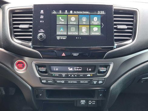 Used 2022 Honda Pilot Sport image 16