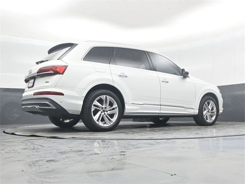 Used 2023 Audi Q7 3.0T Premium Plus image 43