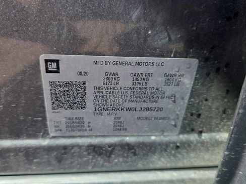 Used 2020 Chevrolet Traverse Premier w/ LPO, Floor Liner Package FWD image 21
