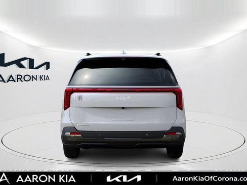 New 2026 Kia Carnival SX Prestige FWD image 5