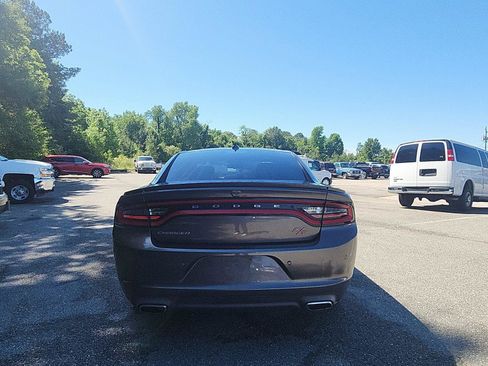 Used 2015 Dodge Charger R/T w/ Plus Group RWD image 4