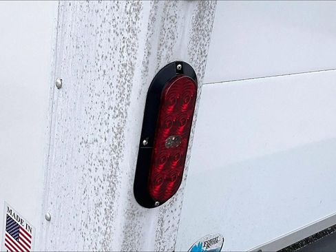 New 2024 Ford E-450 and Econoline 450 Super Duty w/ Power Windows & Locks Group image 13