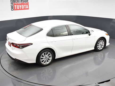 Used 2024 Toyota Camry LE image 19