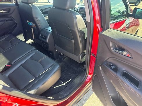 Used 2023 Chevrolet Equinox Premier AWD/4WD image 16