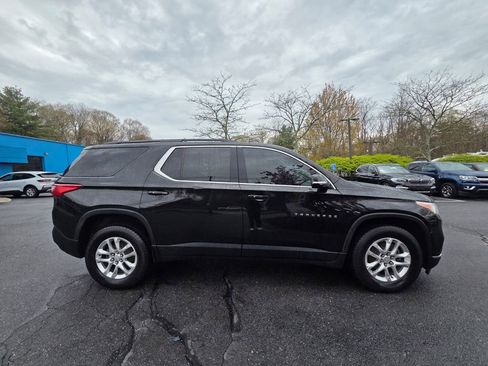 Used 2019 Chevrolet Traverse LT w/ LPO, Floor Liner Package AWD/4WD image 4