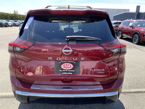 New 2026 Nissan Rogue Platinum w/ Platinum Premium Package AWD/4WD image 4