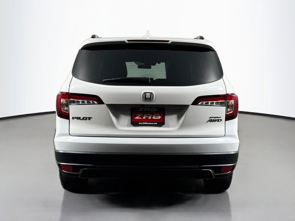 Used 2022 Honda Pilot Sport image 4