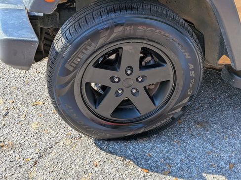 Used 2014 Jeep Wrangler Sport w/ Quick Order Package 24S image 12