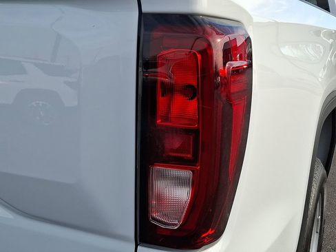 Used 2024 GMC Sierra 1500 Pro w/ Convenience Package image 13