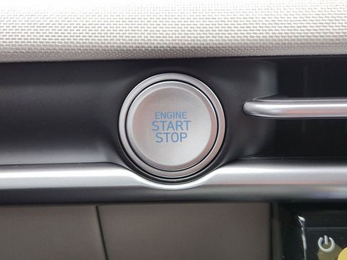 New 2026 Hyundai Tucson Limited image 16