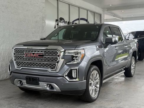Used 2021 GMC Sierra 1500 Denali w/ Denali Premium Package AWD/4WD image 2