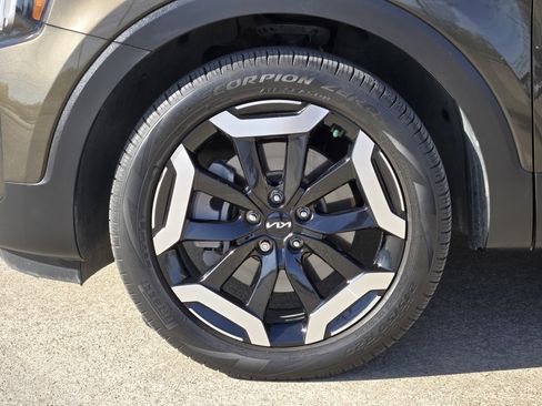 Used 2023 Kia Telluride S w/ S Sunroof Package image 18