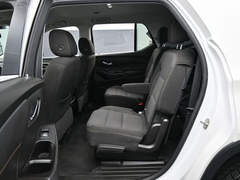 Used 2019 Chevrolet Traverse LT FWD image 27