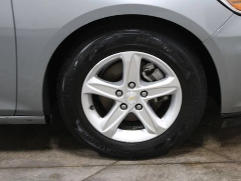 Used 2024 Chevrolet Malibu LT FWD image 46