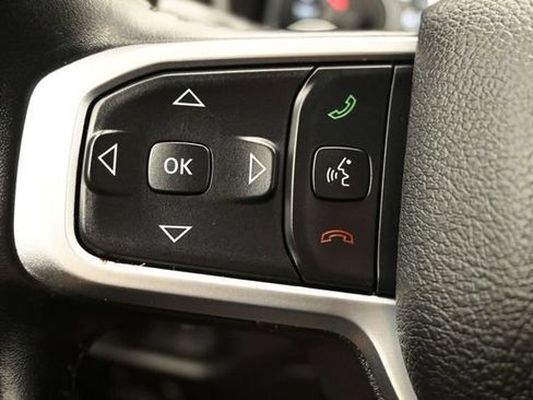 Used 2022 RAM 1500 Big Horn AWD/4WD image 22