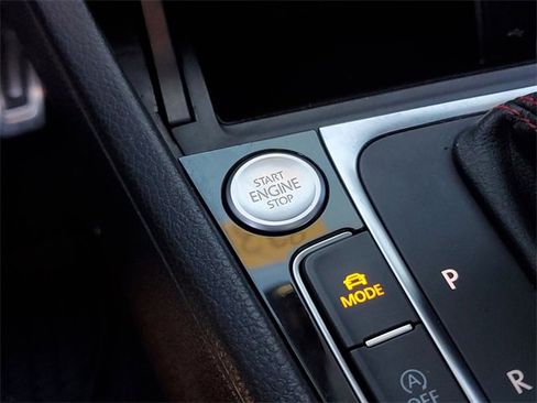 Used 2019 Volkswagen GTI Autobahn image 22