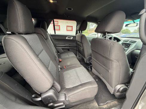 Used 2012 Ford Explorer XLT AWD/4WD image 15