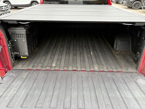 Used 2023 Chevrolet Silverado 1500 LT image 9