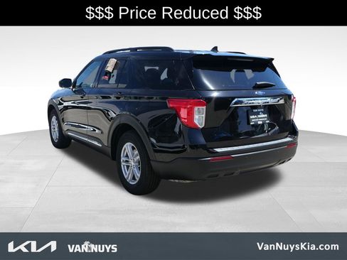 Used 2021 Ford Explorer XLT RWD image 5